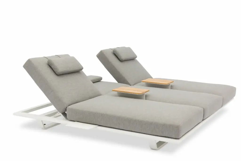 stay_flex_triple_lounger_10.webp